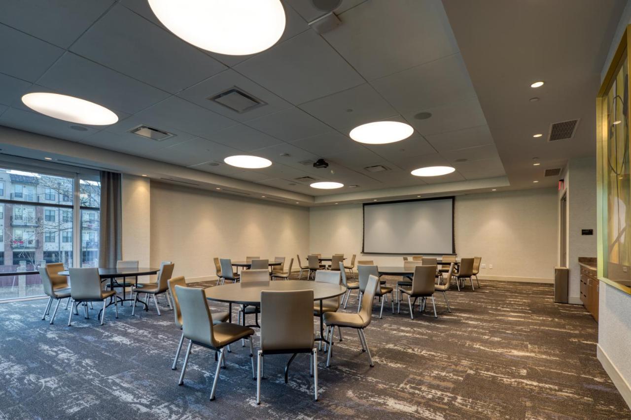 Holiday Inn Express & Suites - Charlotte - South End By Ihg Exterior foto